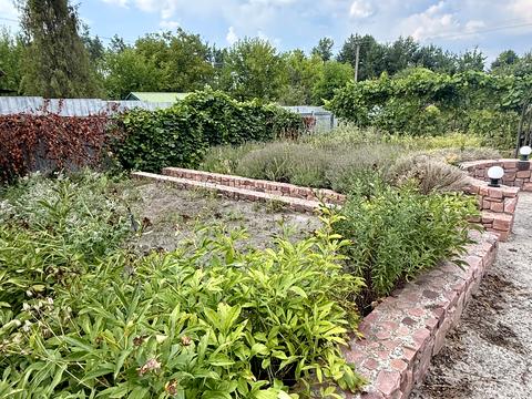 дом по адресу Лінія 8