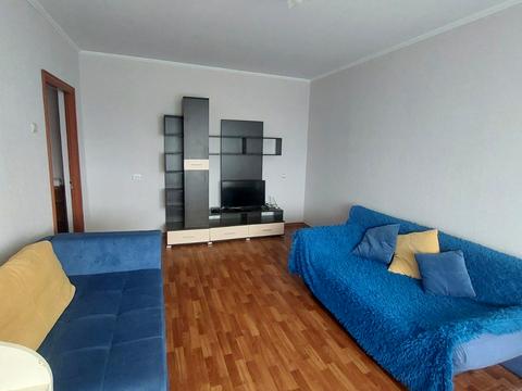 квартира за адресою Михайла Лушпи просп. (Космонавтів), 10