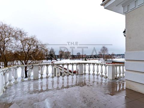 будинок за адресою смт. Козин, Лугова вул.
