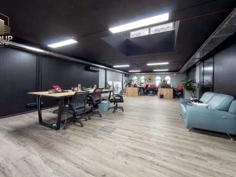 комерційна за адресою Верхній Вал вул., 2А