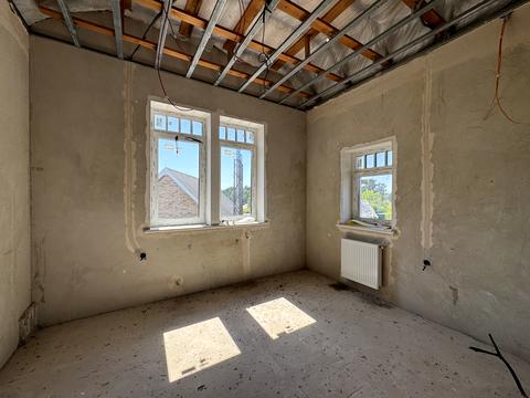 коммерческая по адресу Грушевського, 63