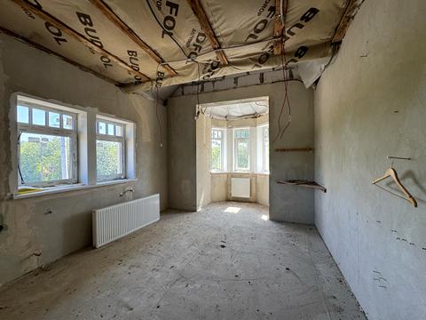 коммерческая по адресу Грушевського, 63