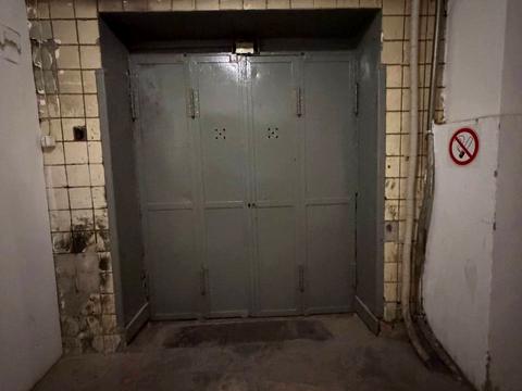 комерційна за адресою Героїв УПА вул., 77