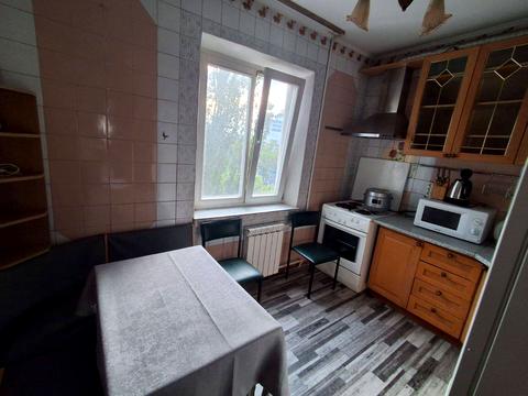 квартира за адресою Йорданська вул. (Лайоша Гавро), 9-Є