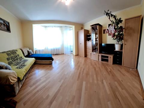 квартира за адресою Володимира Вернадського вул., 6