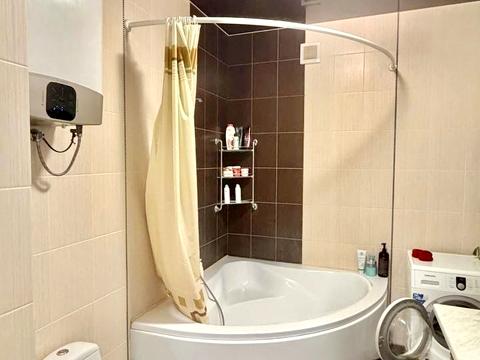 квартира за адресою Отакара Яроша пров., 12а