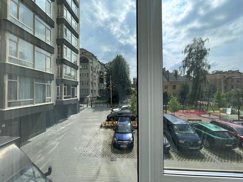 квартира за адресою Августина Волошина вул., 2-Б