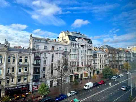 комерційна за адресою Велика Васильківська вул. (Червоноармійська), 39