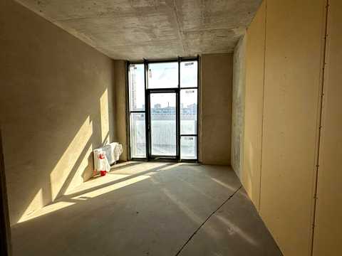 комерційна за адресою Андрія Верхогляда вул. (Михайла Драгомирова), 1