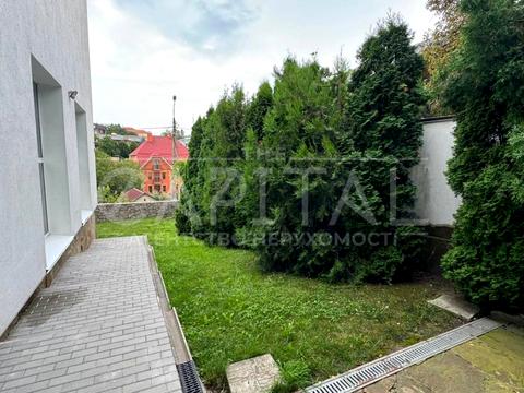 коммерческая по адресу Редутная ул., 1