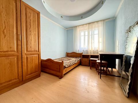 квартира за адресою Зодчих вул., 36