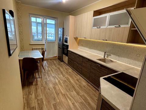 квартира за адресою Юрія Кондратюка вул., 5