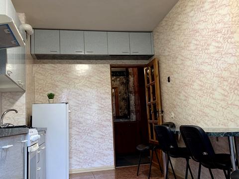квартира за адресою Академіка Корольова вул., 94