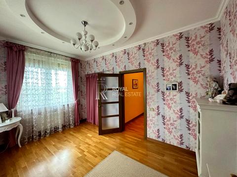 дом по адресу Лесі Українки вул.