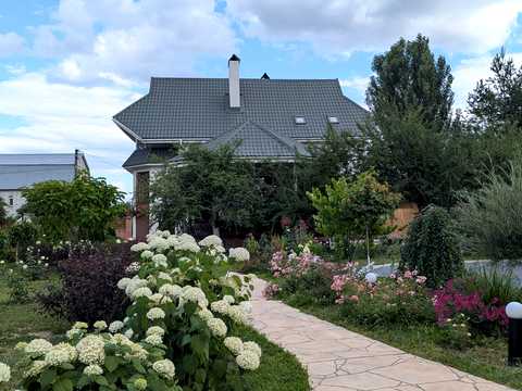 будинок за адресою Лісова