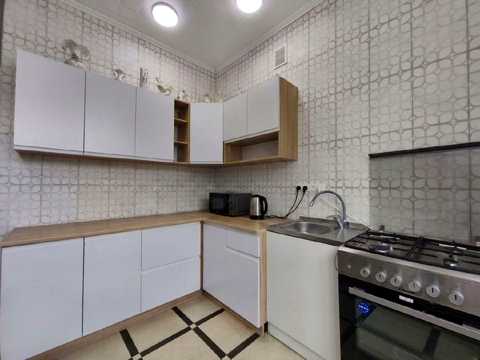 будинок за адресою Лесі Курбаса, 5