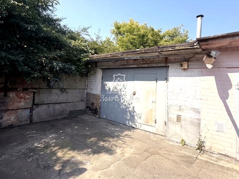 паркомісце за адресою Полкова вул., 74/76-А