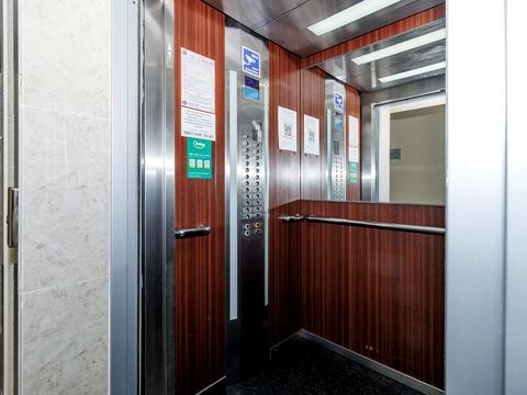 квартира за адресою В'ячеслава Чорновола вул., 11