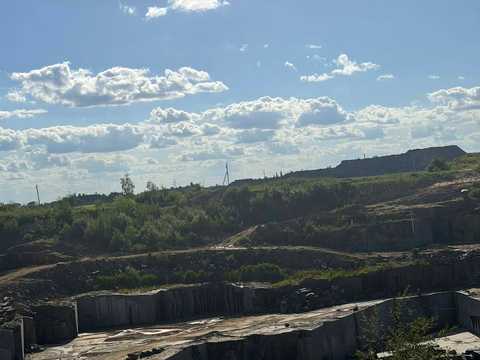 комерційна за адресою с. Кам'яний Брід, Садова, 1