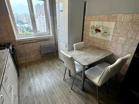 квартира за адресою Драгоманова вул., 42