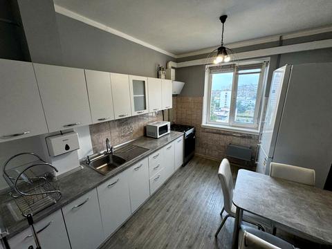 квартира за адресою Драгоманова вул., 42