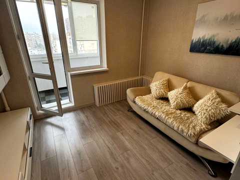 квартира за адресою Драгоманова вул., 42