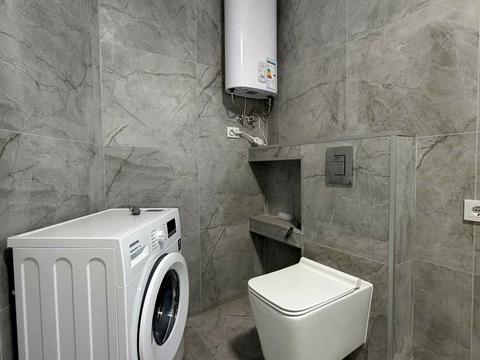 квартира за адресою Степана Бандери вул., 2а
