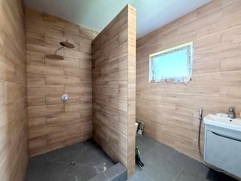 комерційна за адресою Ірпіньска, 80