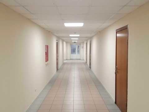 комерційна за адресою Лесі Українки бульв., 34