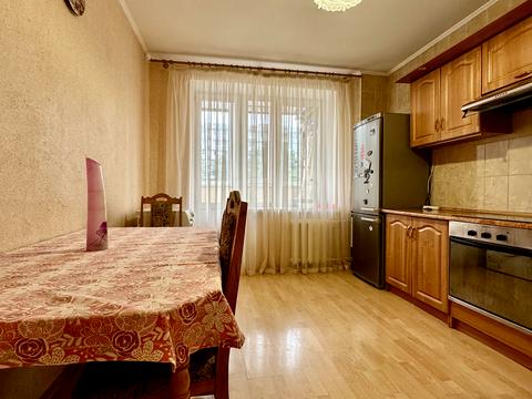 квартира за адресою Київ, Академіка Булаховського вул., 5-Д