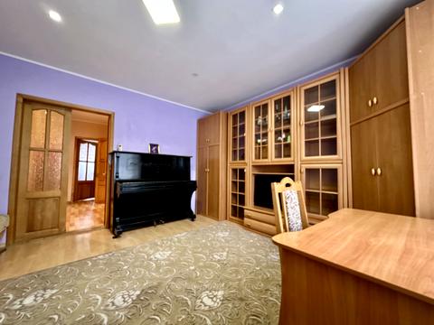 квартира за адресою Київ, Академіка Булаховського вул., 5-Д