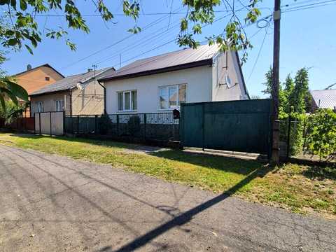 дом по адресу Травнева