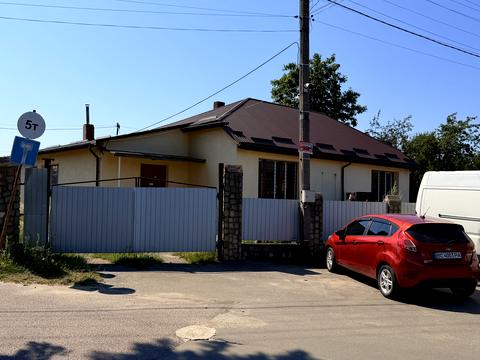 комерційна за адресою с. Холодновідка, Городоцька, 7