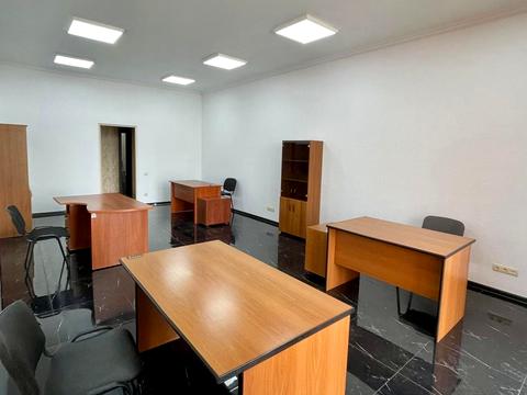 комерційна за адресою Одеса, Івана Луценка пров., 17/19