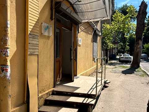 комерційна за адресою Одеса, Пироговська вул., 7/9а