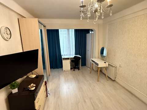 квартира за адресою Братиславська вул., 38