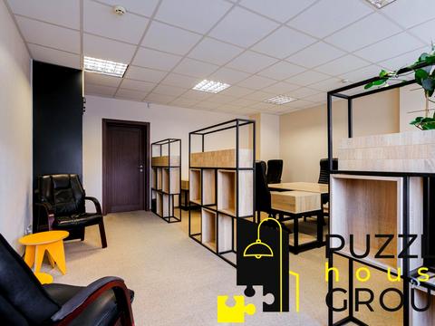 комерційна за адресою Полярна вул., 20А