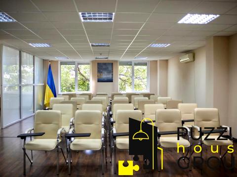 комерційна за адресою Полярна вул., 20А