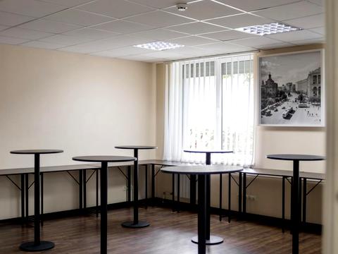 комерційна за адресою Полярна вул., 20А