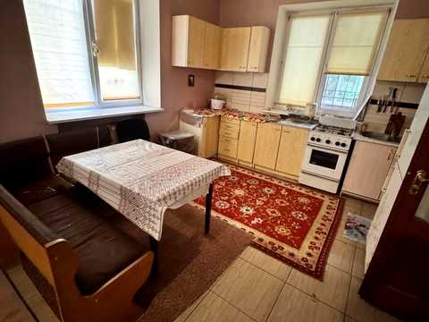 будинок за адресою Рибальска, 80б