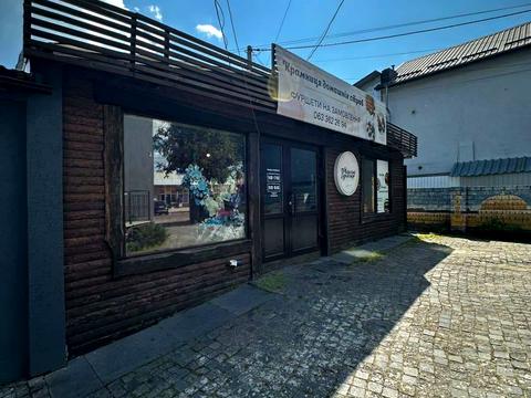 комерційна за адресою Домбровського вул., 50