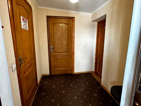 комерційна за адресою Домбровського вул., 50