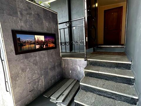 комерційна за адресою Домбровського вул., 50