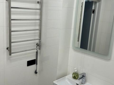 комерційна за адресою Гетьмана Мазепи вул., (Будинок 1)