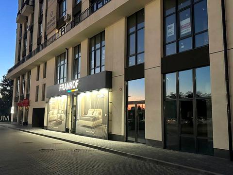 комерційна за адресою Гетьмана Мазепи вул., (Будинок 1)