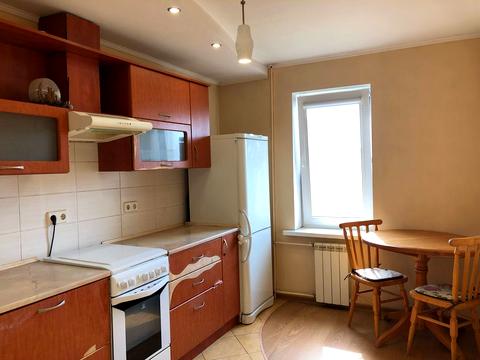 квартира за адресою Прилужна вул., 8