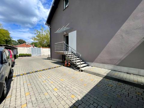 коммерческая по адресу Ярослава Мудрого ул., 9б