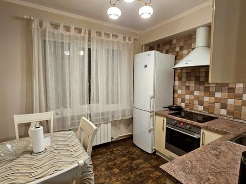 квартира за адресою Академіка Глушкова просп., 15