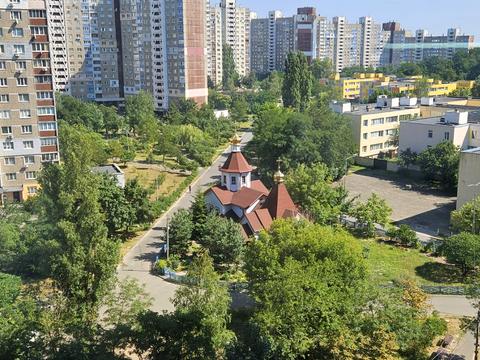квартира за адресою Академіка Глушкова просп., 15