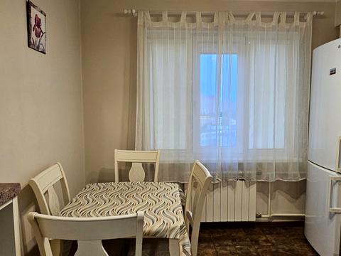 квартира за адресою Академіка Глушкова просп., 15